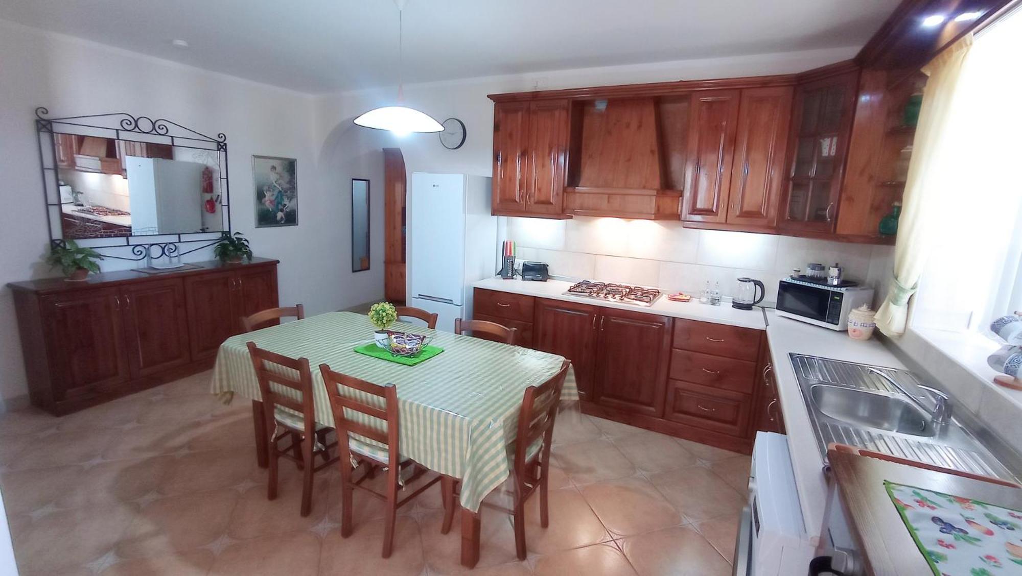 Joseph 2 Stylish Flat With Open Views, Just 4Km From The Airport Or Beach Siggiewi Bagian luar foto
