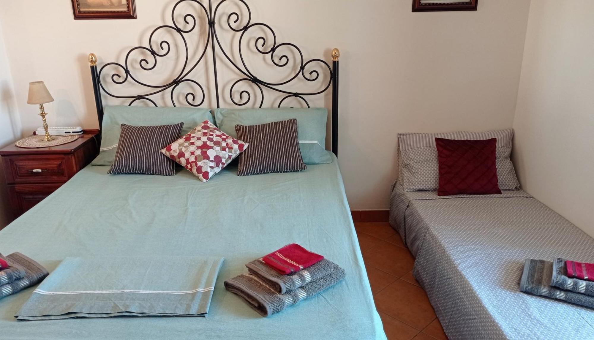 Joseph 2 Stylish Flat With Open Views, Just 4Km From The Airport Or Beach Siggiewi Bagian luar foto