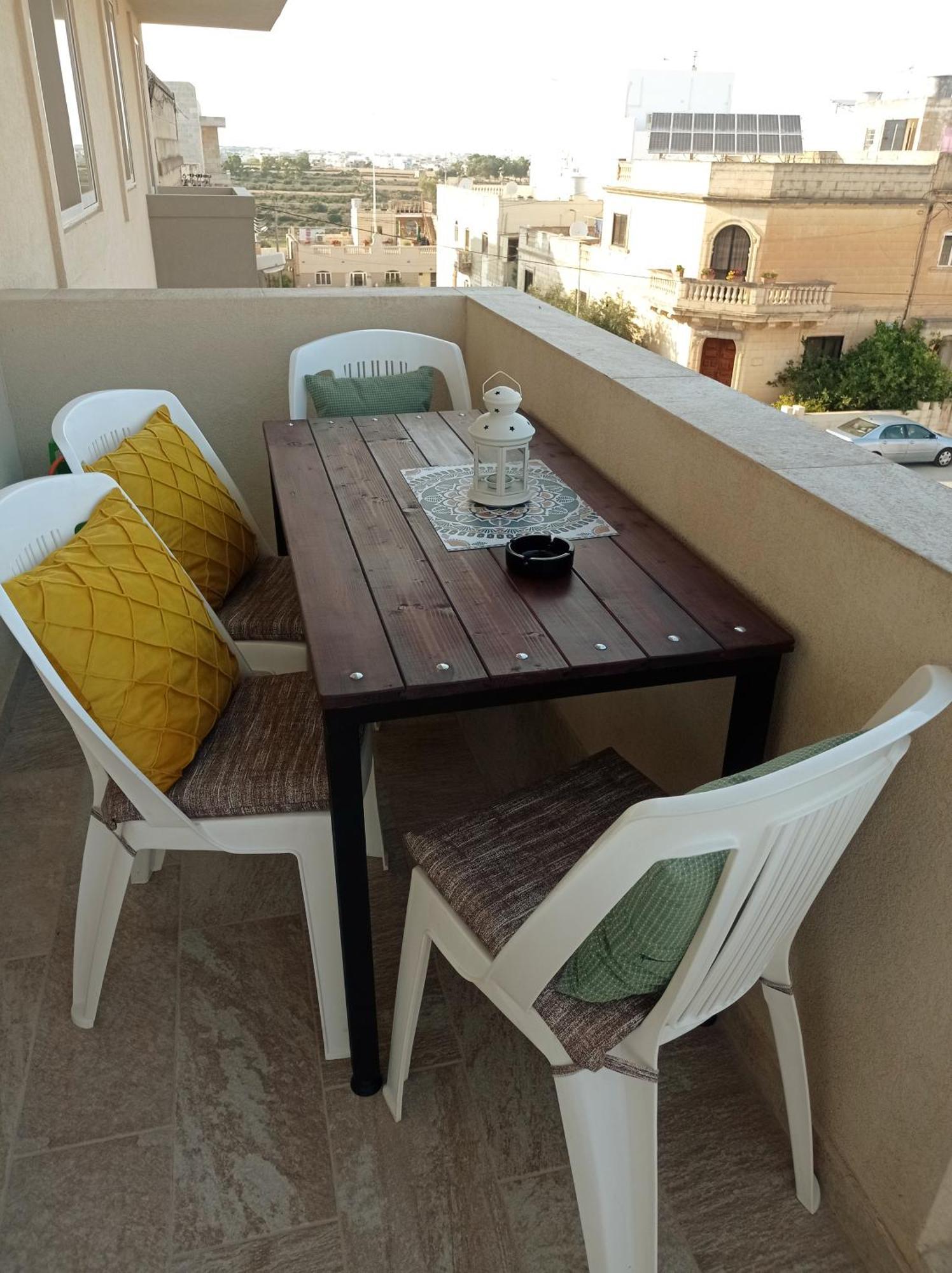 Joseph 2 Stylish Flat With Open Views, Just 4Km From The Airport Or Beach Siggiewi Bagian luar foto